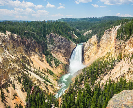 Yellowstone Rivers is the largest River in Yellowstone National Part